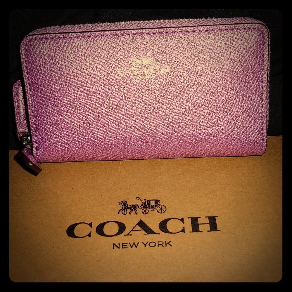 NWT COACH Coin/Credit Card Wallet(with box)